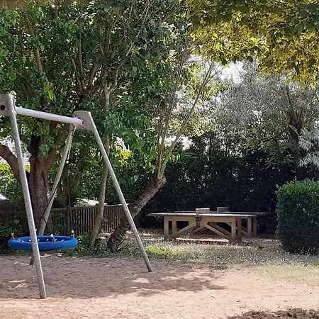 Campsite Mobil-home 4-6 Personnes Dans 3 Etoiles *