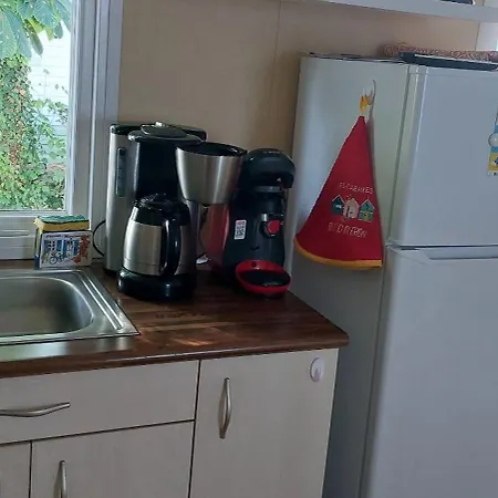 Campsite Mobil-home 4-6 Personnes Dans 3 Etoiles *